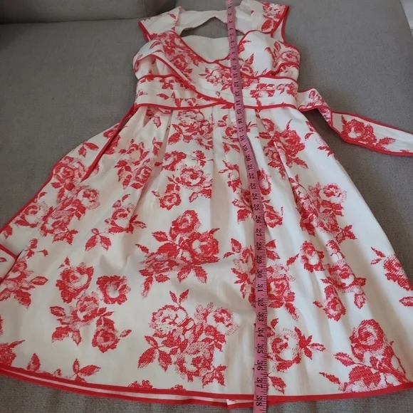 Jessica Simpson White and Pink Cut out Print Pleated dress Sz-8 - Picture 8 of 10